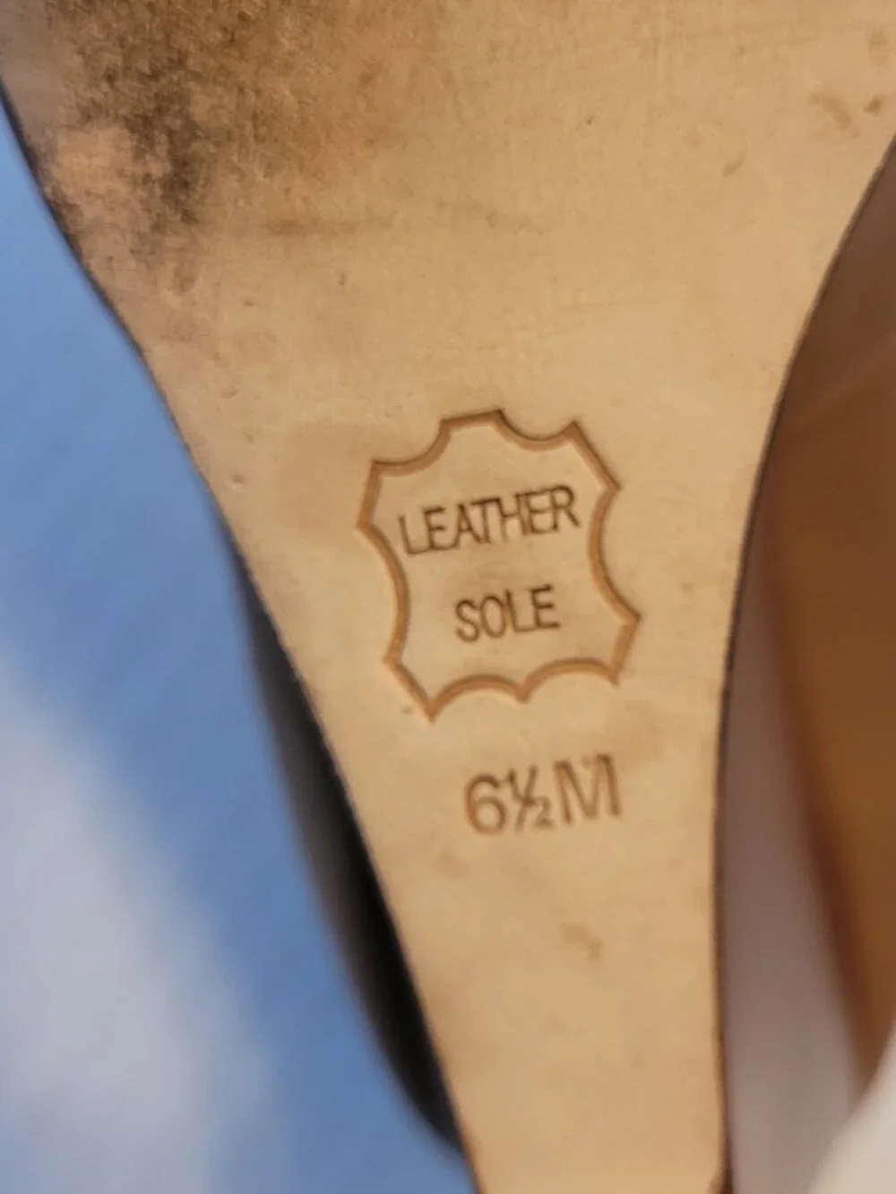 Tory Burch Jolie Nappa Leather Closed Cap Toe Wedge Heels in Royal Tan